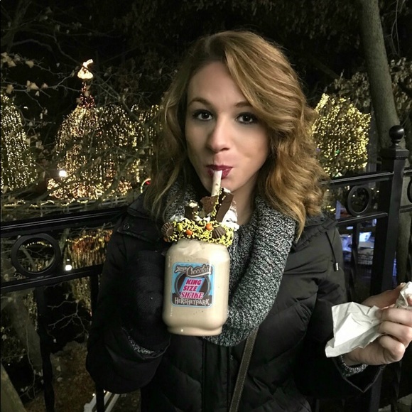 Cait - Picture 2 of 4